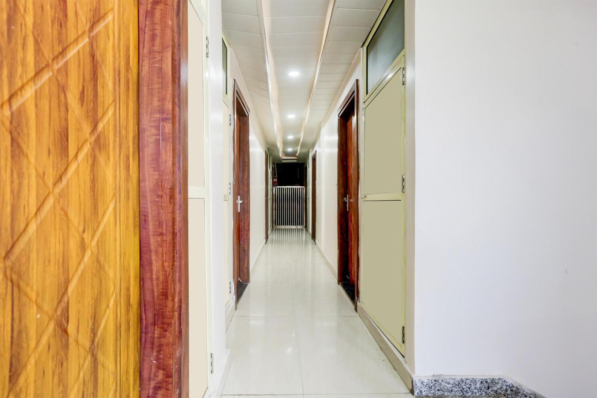 Collection O Shanti Kunj Haridwar Raiwala Exterior photo